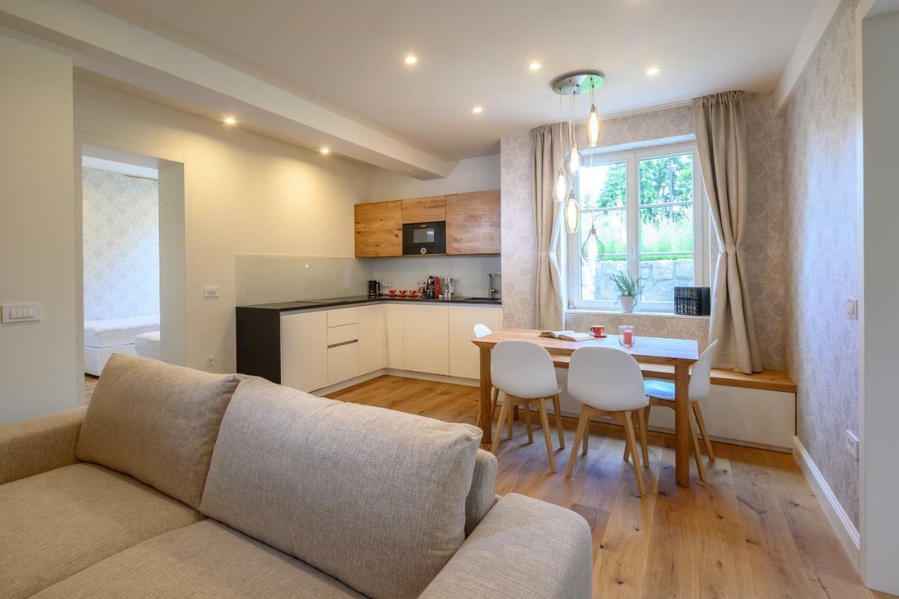 Vila Ula La Luxury Apartments ブレッド エクステリア 写真