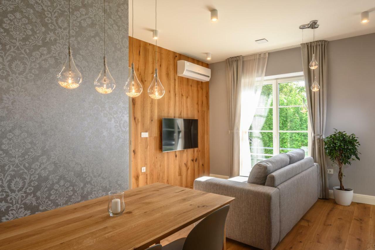 Vila Ula La Luxury Apartments ブレッド エクステリア 写真