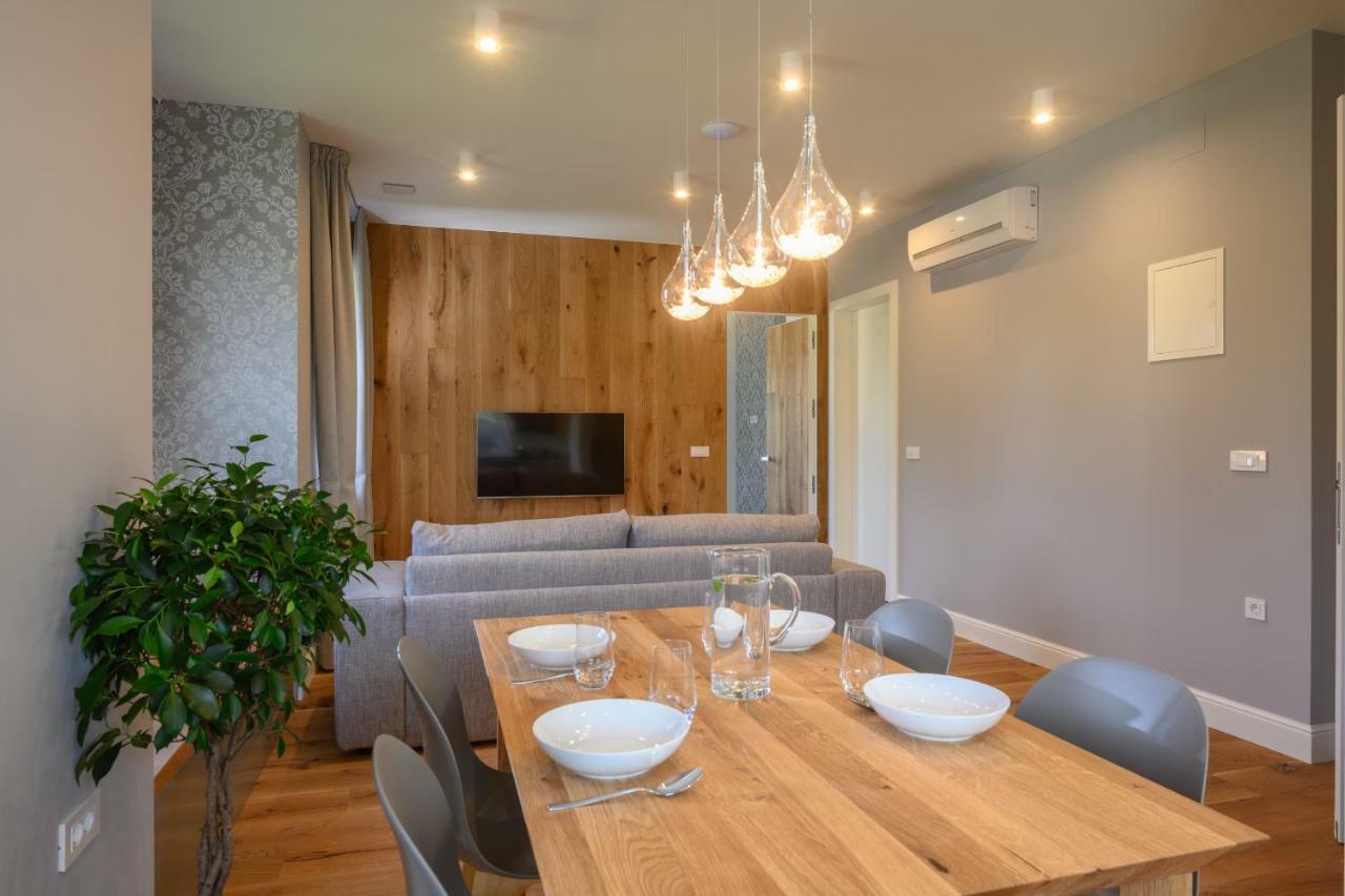 Vila Ula La Luxury Apartments ブレッド エクステリア 写真
