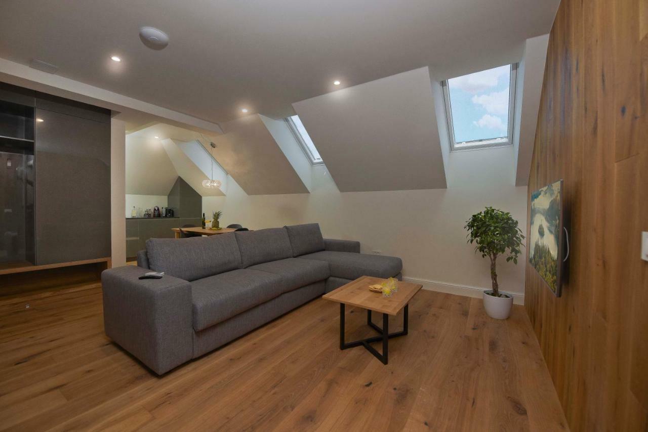Vila Ula La Luxury Apartments ブレッド エクステリア 写真