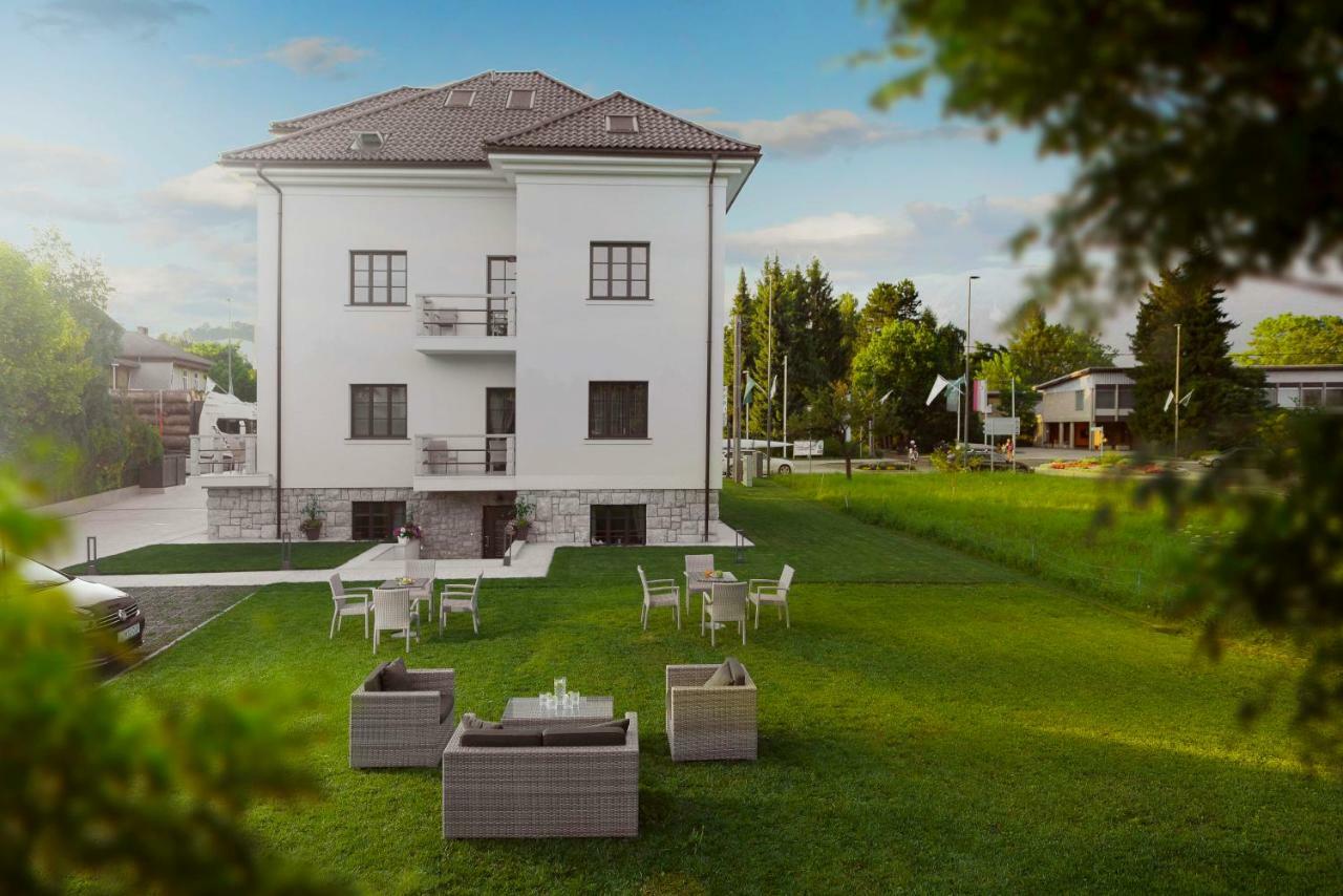 Vila Ula La Luxury Apartments ブレッド エクステリア 写真